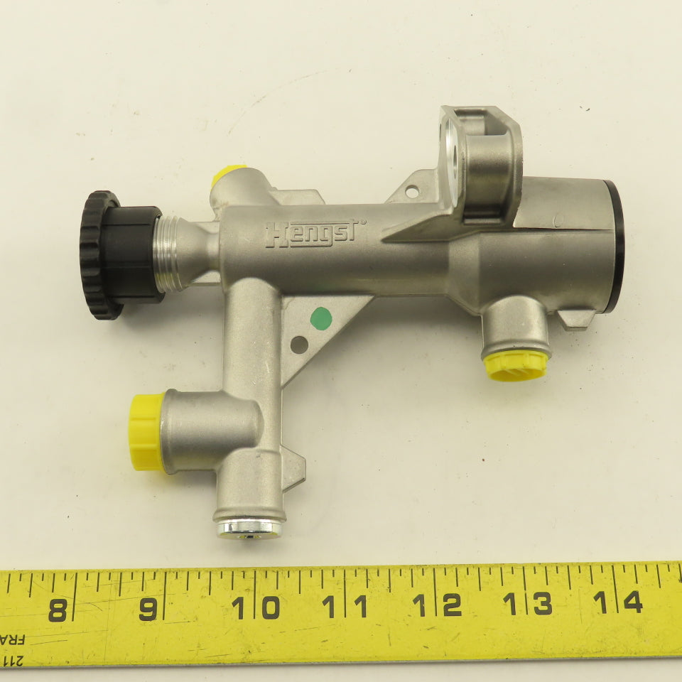 Hengst 7098463C1 PWE016 Manual Fuel Priming Pump