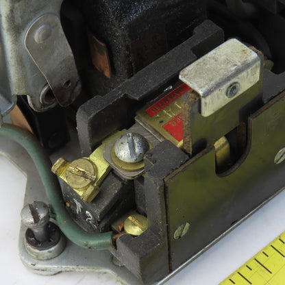 Square D Class 8536 Type SG20B Magnetic Contactor 208/220V Coil