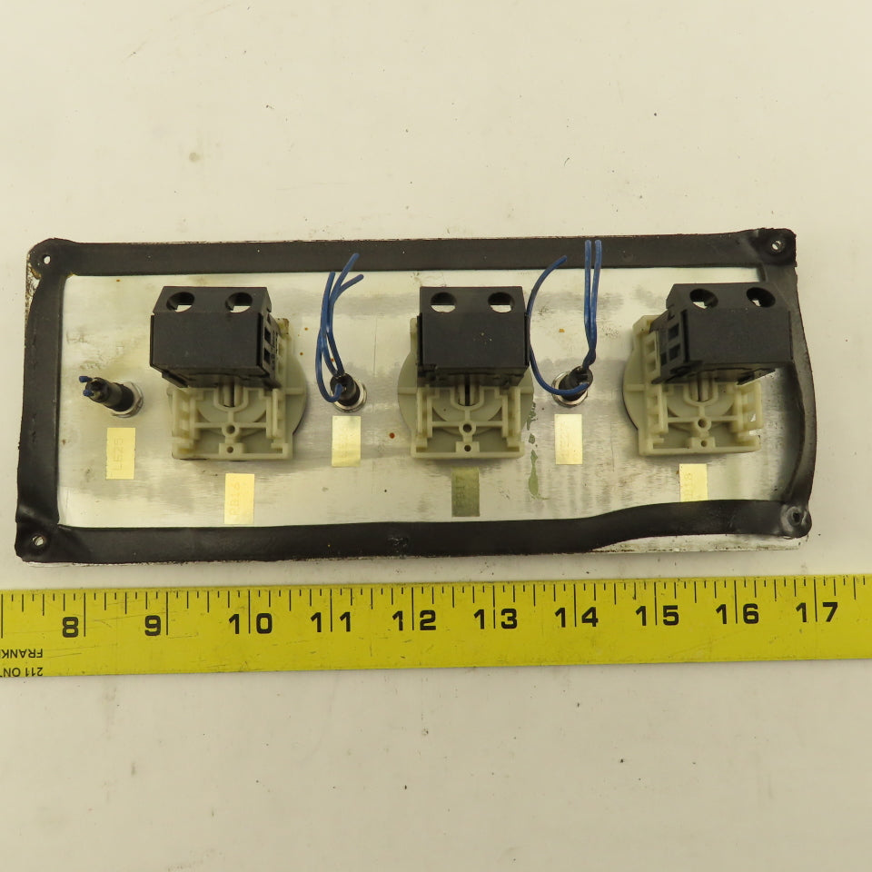Okuma E5405-019-490 Manual Tool Change Operator Panel Switch Board