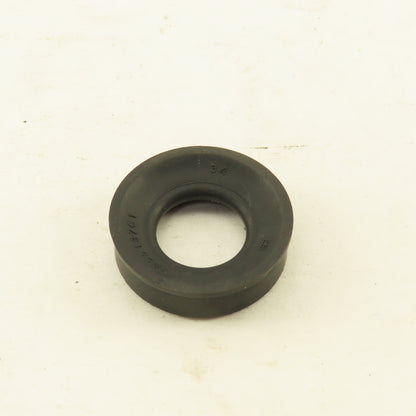 International Navistar 1855137C1 Oil Drain Seal