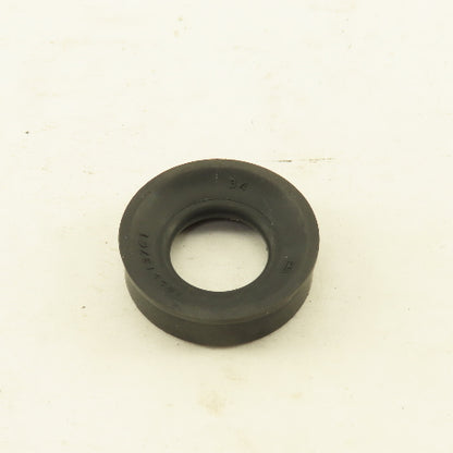 International Navistar 1855137C1 Oil Drain Seal