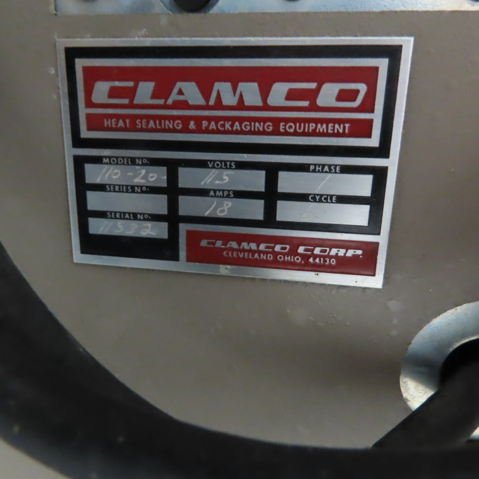 Clamco 110-20 115V Semiautomatic Conveyor Heat Shrink L-Bar Sealer 15" x 20"