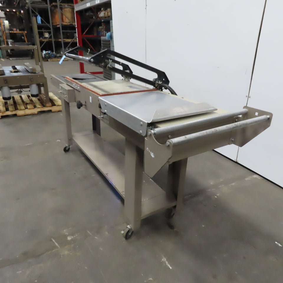 Clamco 110-20 115V Semiautomatic Conveyor Heat Shrink L-Bar Sealer 15" x 20"