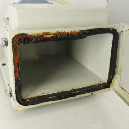 Hitachi VBL-007-E .7kW 200/220V 50/60Hz Cabinet Vacuum Gravity Dust Separator