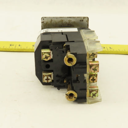 Allen Bradley 800T-PBL16R 120V Illuminated Red Momentary Contact Push Button