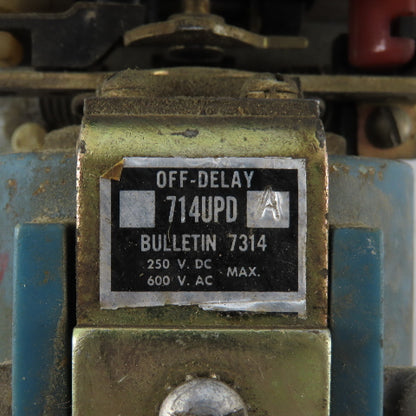 Clark Controller 714UPD Off Delay Timing Relay 250VDC 600VAC 90VDC Coil