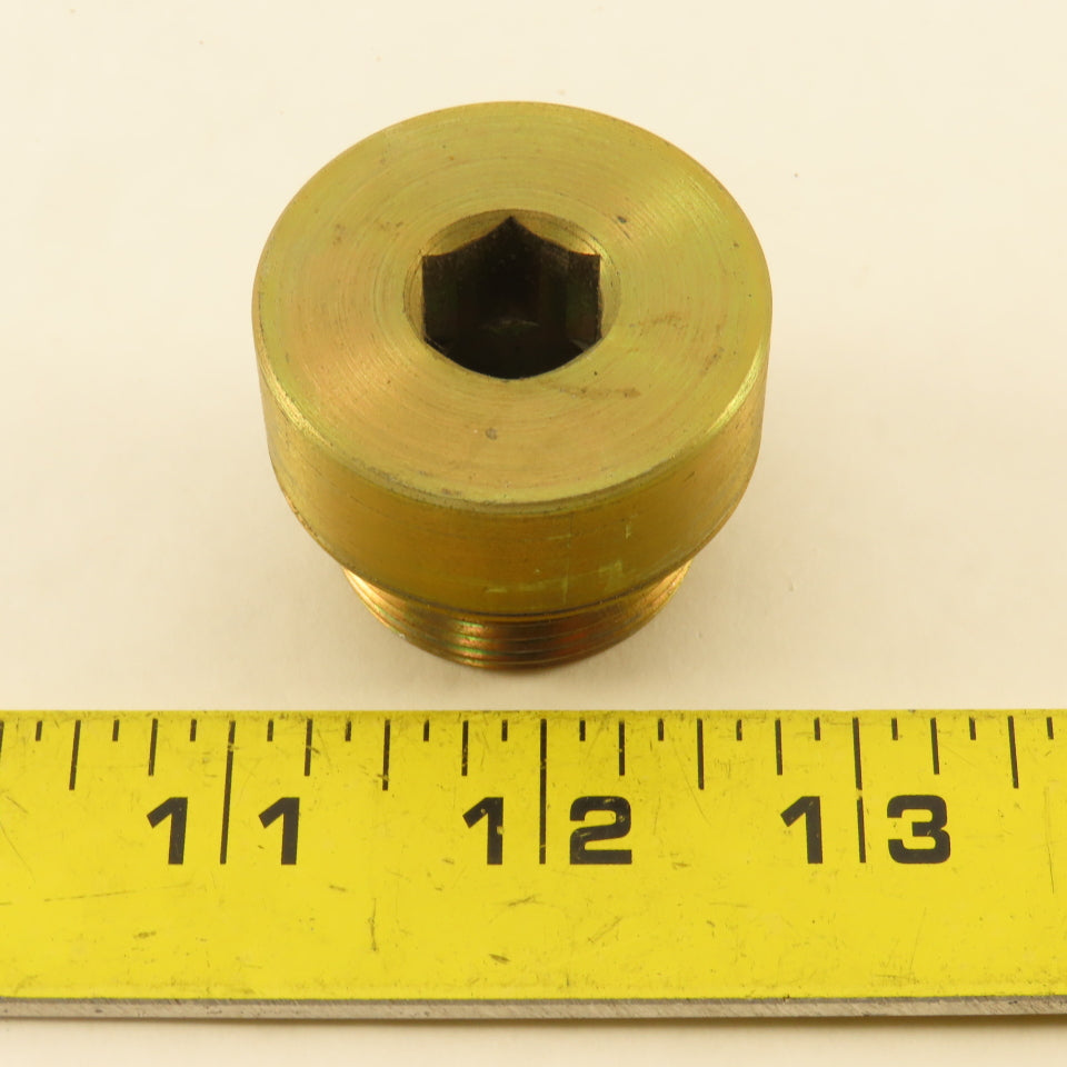International 1841845C91 M33 Plug OEM