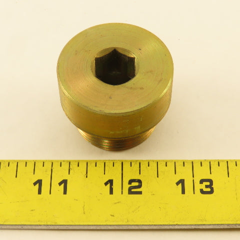 International 1841845C91 M33 Plug OEM