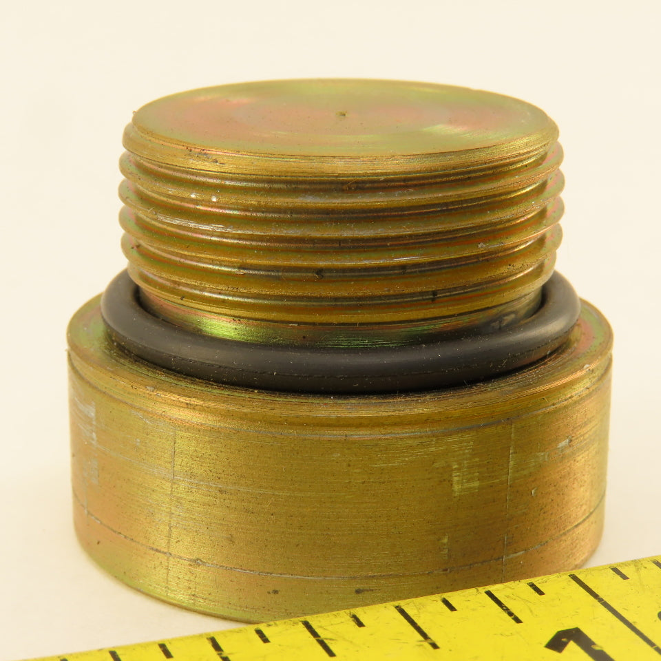 International 1841845C91 M33 Plug OEM