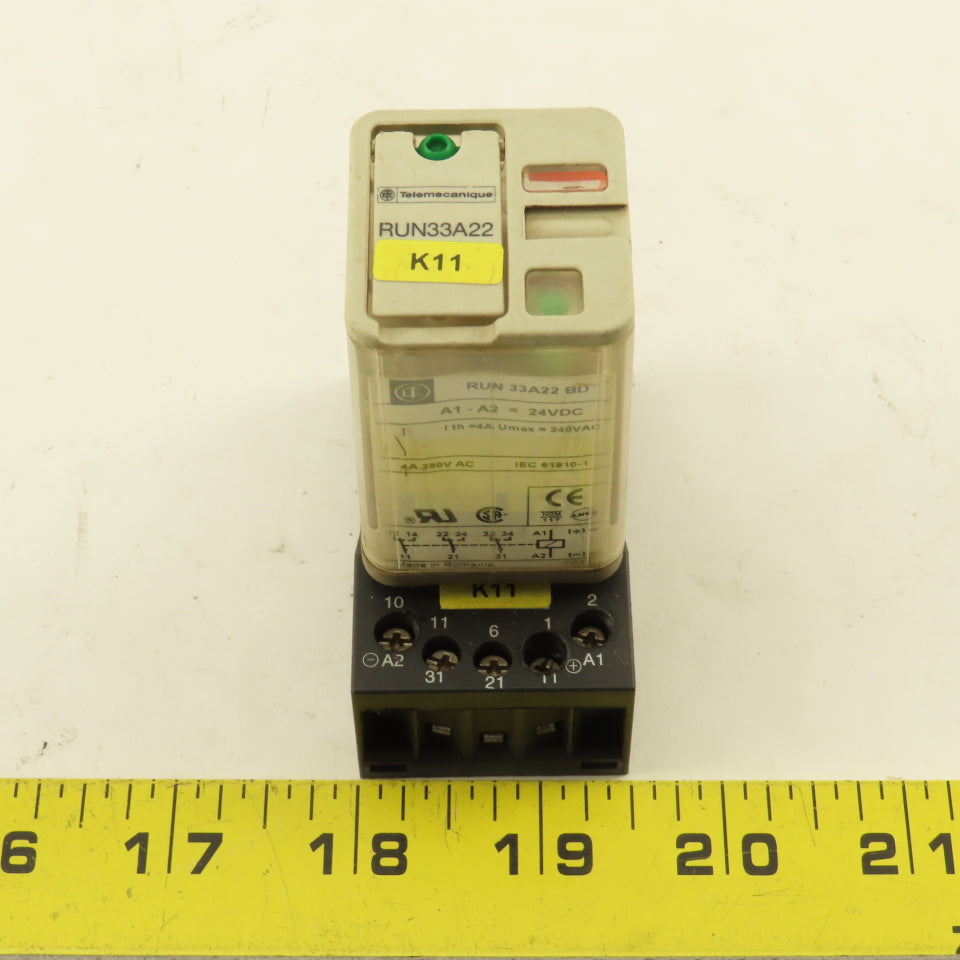 Telemecanique RUN33A22 250VAC Relay Module 24V Coil With Socket