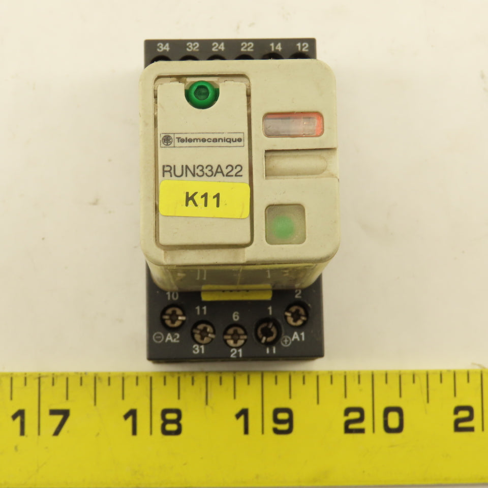 Telemecanique RUN33A22 250VAC Relay Module 24V Coil With Socket