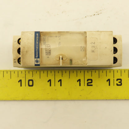 Telemecanique RE9TA11MW 240V 50/60Hz Timing Relay 0.1s-10s On Delay