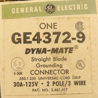 General Electric GE4372-9 30A 125V  Straight Blade Grounding Connector Lot Of 2