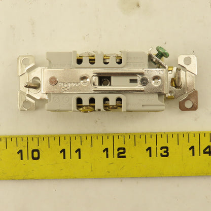 Cooper WRBR15V 15A 125V 3 Wire 2 Pole Commercial Grade Duplex Ivory Lot Of 9