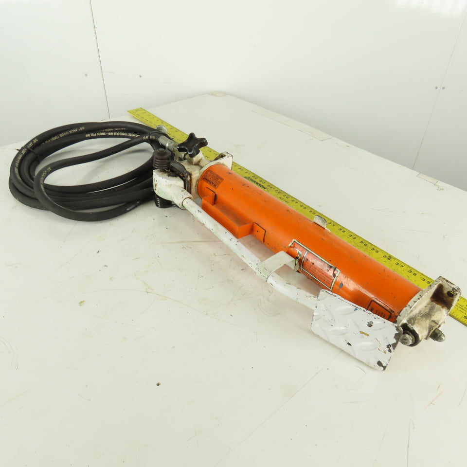 Thomas & Betts 50239 Hand Foot Powered Hydraulic Ram Pump 9,800 PSI MAX