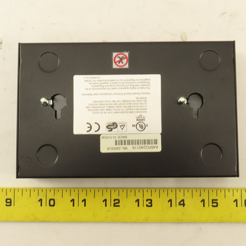 MiLAN MIL-S800IUK 8 Port Ethernet Switch 100Mbps 100-240VAC European Cord