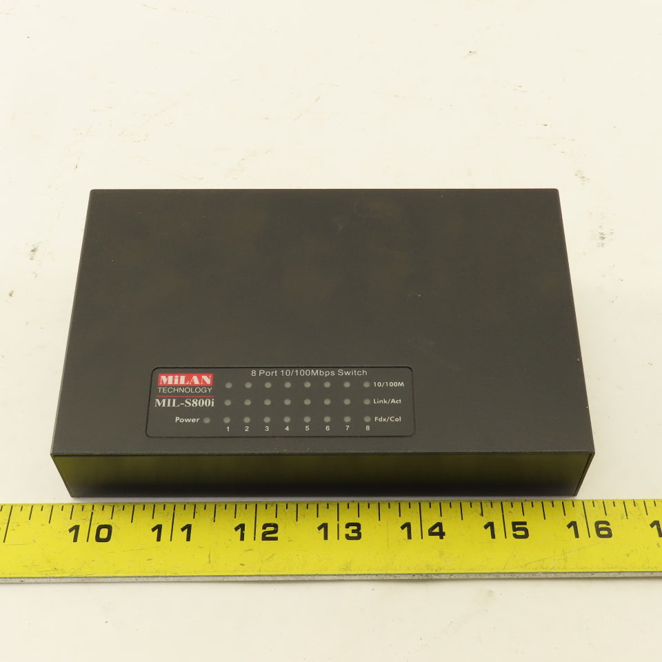 MiLAN MIL-S800IUK 8 Port Ethernet Switch 100Mbps 100-240VAC European Cord