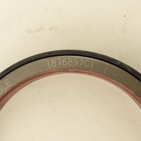 Navistar 1876897C1 Shaft Seal