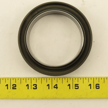 1855083X91 Navistar Oil Seal & Sleeve