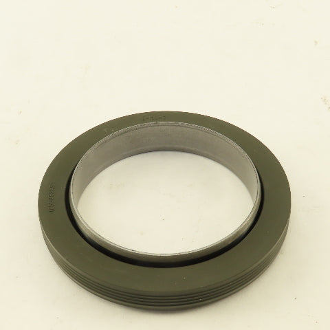 1855083X91 Navistar Oil Seal & Sleeve