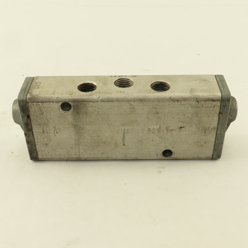 Herion 81-100-09D 5/3  Position Directional Pneumatic Valve Air Pilot 1/4" NPT