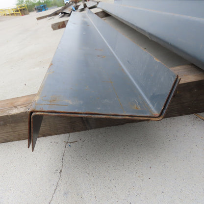 Steel Building Material Z Section Purlins Painted Lot of 8