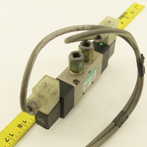 CKD 4KA420-10N-LS 5/2 Way Pneumatic Solenoid Control Valve 120V