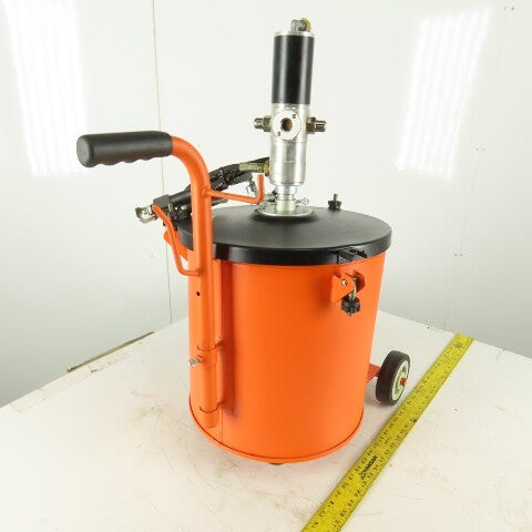 Westward 45CT58 Portable 9 Gallon 66LB Capacity Air Operated Grease Pump 50:1