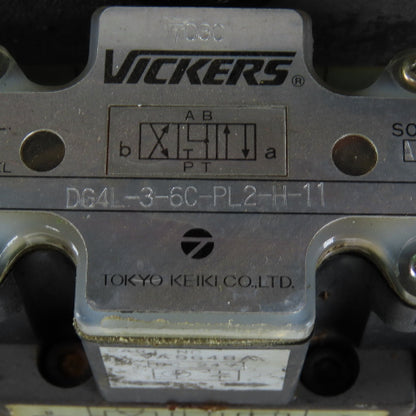 Vickers DG4L-3-6C-PL2-H-11 3 Way Float Center Metered Check Valve Manifold 24VDC