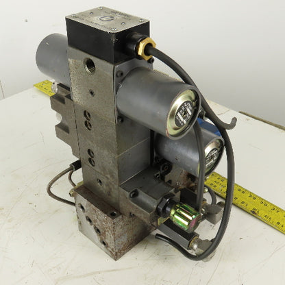 Vickers DG4L-3-6C-PL2-H-11 3 Way Float Center Metered Check Valve Manifold 24VDC