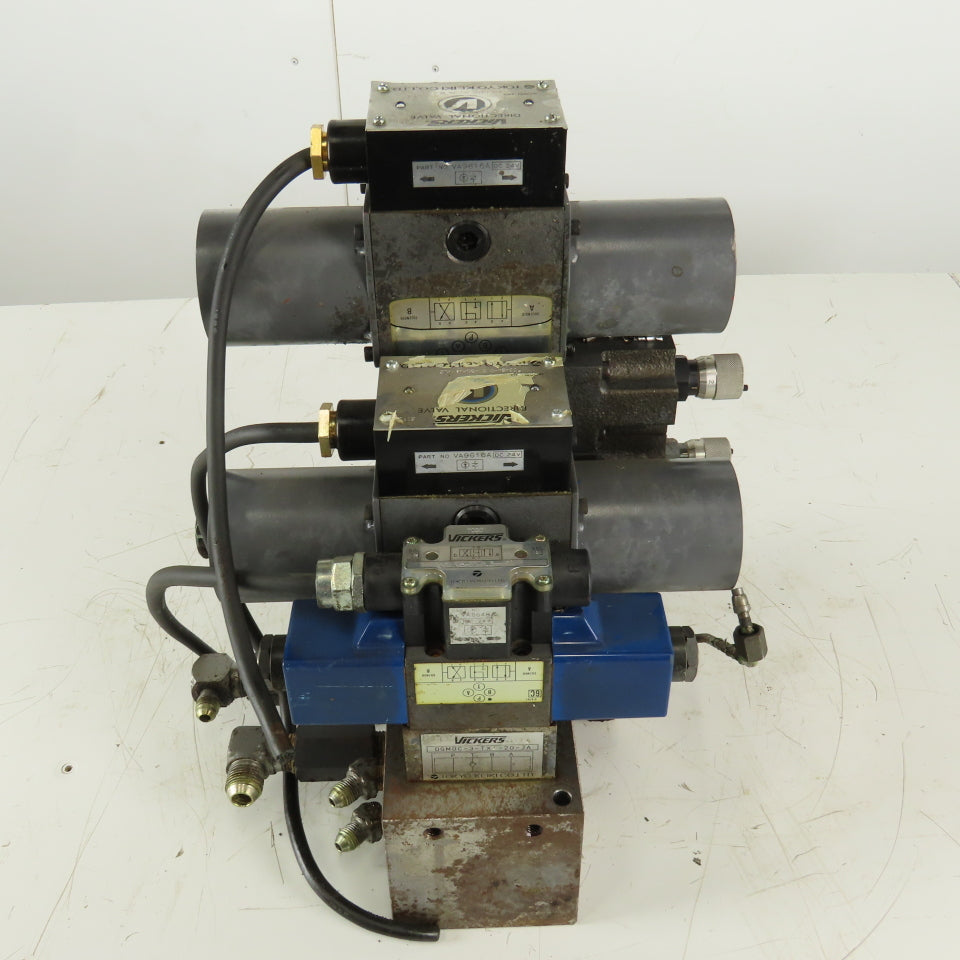 Vickers DG4L-3-6C-PL2-H-11 3 Way Float Center Metered Check Valve Manifold 24VDC
