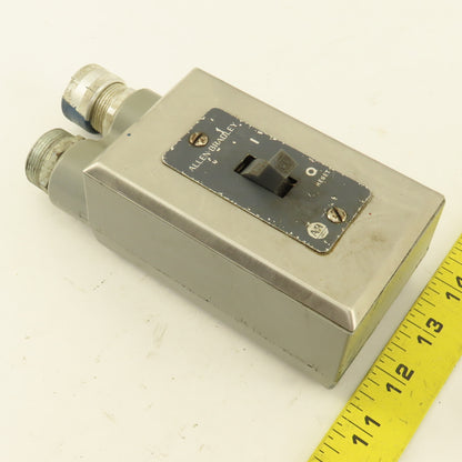 Allen Bradley 600-TQX5 Manual Machine Starter Switch Killark FSS-1 Enclosure