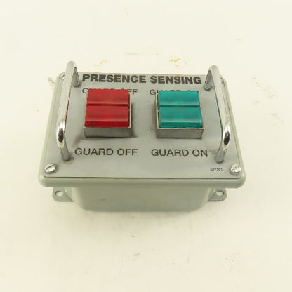Cutler Hammer 57-2568 28V 120V Max Presence Sensing Light Source