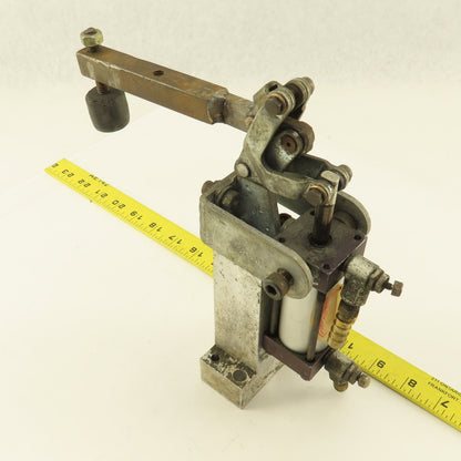 Destaco Pneumatic Hold Down Clamp Cylinder 90° Toggle Clamp