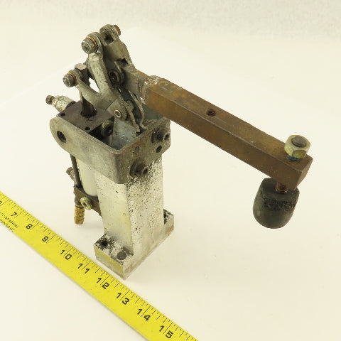 Destaco Pneumatic Hold Down Clamp Cylinder 90° Toggle Clamp