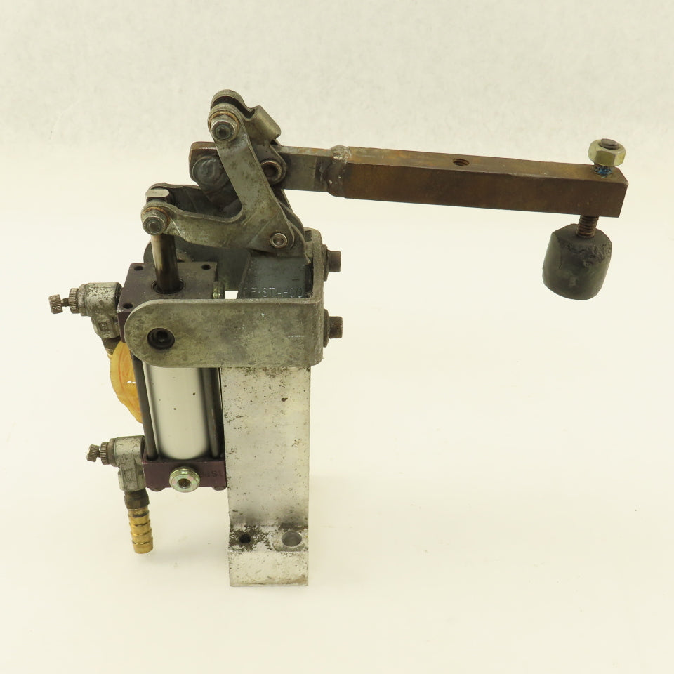 Destaco Pneumatic Hold Down Clamp Cylinder 90° Toggle Clamp