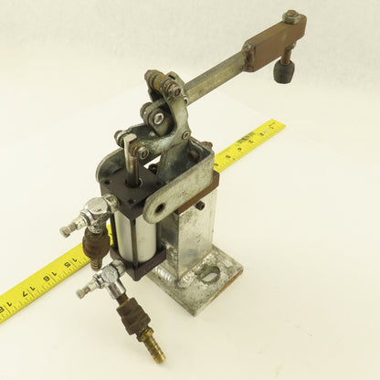 Destaco Pneumatic Hold Down Clamp Cylinder 90° Toggle Clamp
