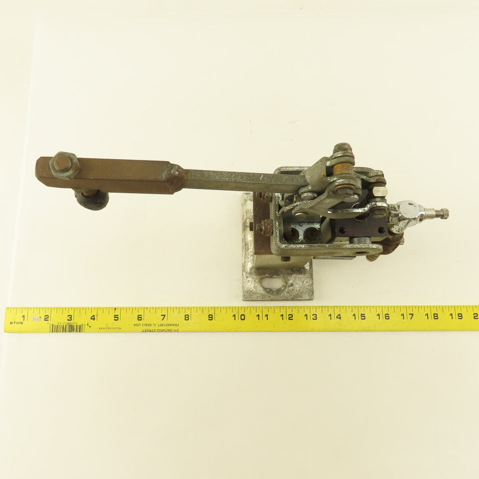 Destaco Pneumatic Hold Down Clamp Cylinder 90° Toggle Clamp