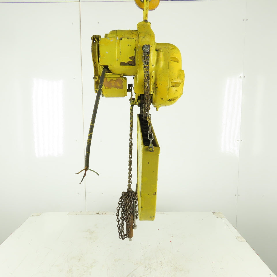 Budgit 112711 500LB 16 FPM 12' Lift Electric Roller Chain Hoist 440V 3 Phase