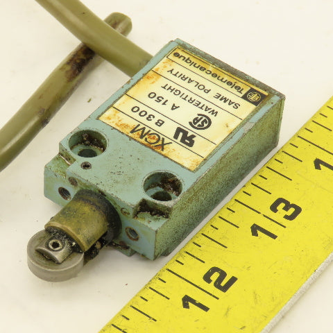 Telemecanique XCM Limit Switch Cam Roller