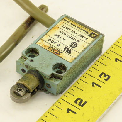 Telemecanique XCM Limit Switch Cam Roller