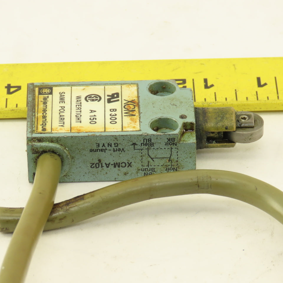 Telemecanique XCM Limit Switch Cam Roller