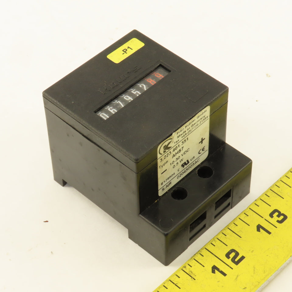 Fritz Kubler 3.223.401.351 Hour Meter 10-30VDC Type AH57