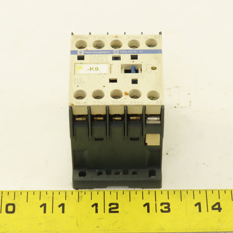 Telemecanique CA4KN22bW3 Control Relay Contactor  3 Pole
