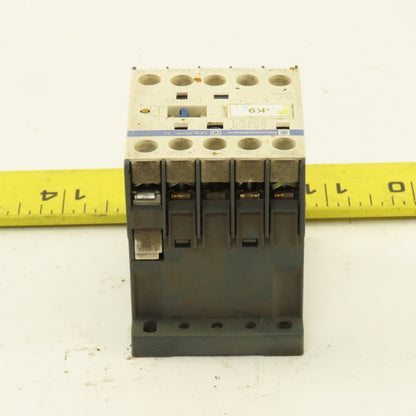 Telemecanique CA4KN22bW3 Control Relay Contactor  3 Pole