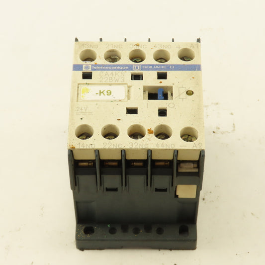 Telemecanique CA4KN22bW3 Control Relay Contactor  3 Pole