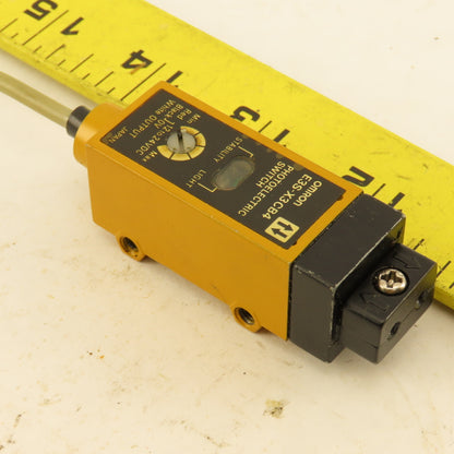 Omron E3S-X3CB4 12-24VDC Photoelectric Switch