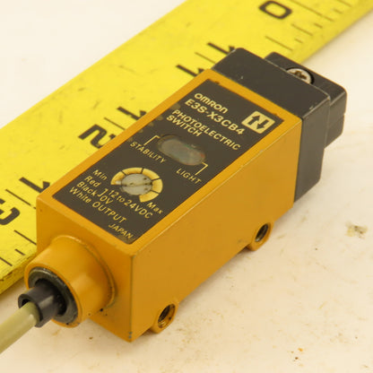 Omron E3S-X3CB4 12-24VDC Photoelectric Switch