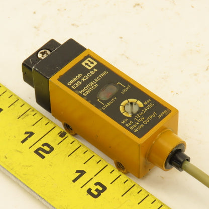 Omron E3S-X3CB4 12-24VDC Photoelectric Switch