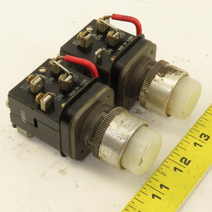 Allen Bradley 800T-PT16 600V Push Button Illuminated White Lot Of 2